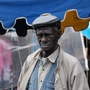 Uomo di colore in primo piano